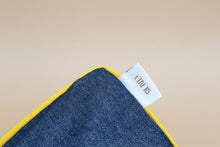 Cargar imagen en el visor de la galería, Purple Wax cushion cover