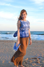 Carregar imagem no visualizador da galeria, Grid Indigo Adire sleaveless top