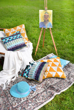 Load image into Gallery viewer, Yellow Tutsi cushion cover
