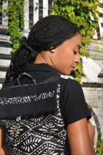 Load image into Gallery viewer, Dudu Ati Funfun Batik Backpack
