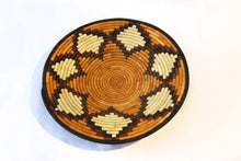将图片加载到图库查看器，Maua handwoven bowl from Uganda
