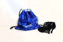 Cargar imagen en el visor de la galería, Okun Tie Dye Drawstring bag - Handmade in Nigeria
