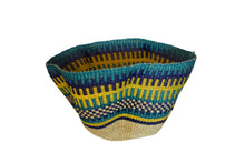 Cargar imagen en el visor de la galería, Namakwa wavy handwoven basket
